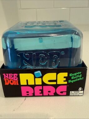 Needoh Nice Berg Blue Squishy NIB